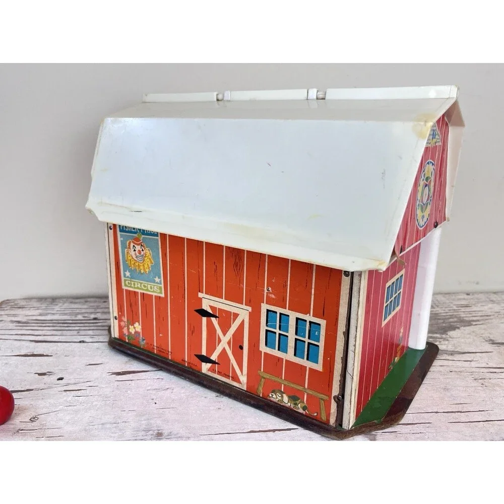 Vintage 1967 Fisher Price Family Play Farm #915 Little People Fisher Price Barn